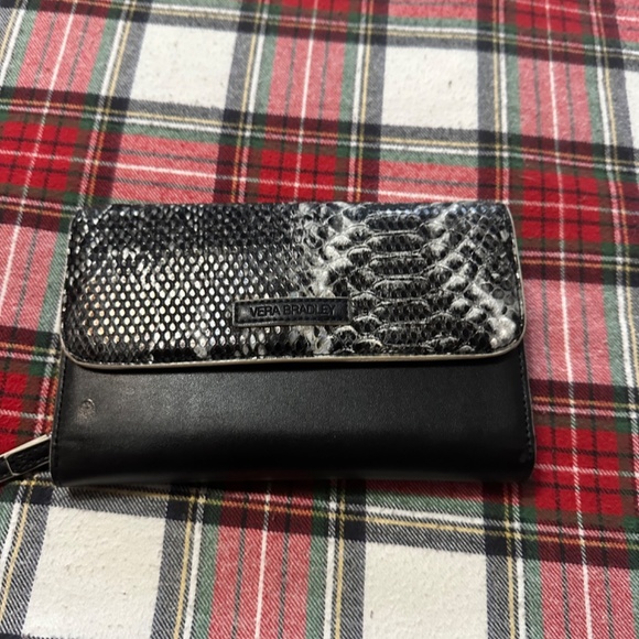 vera Bradley wristlet - Picture 6 of 9